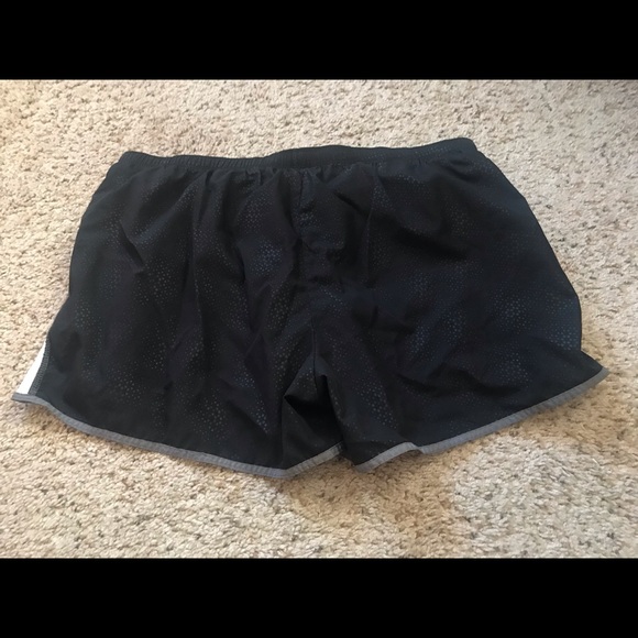 Champion | running shorts - Picture 2 of 5